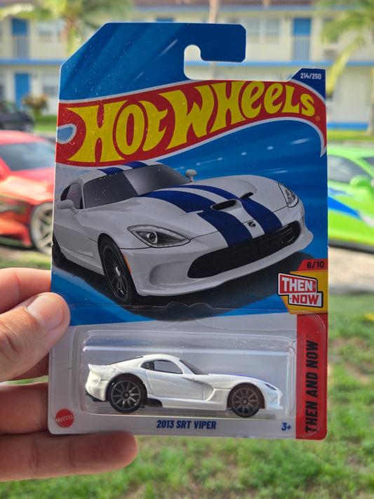 2013 SRT viper ￼