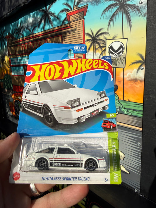 Toyota AE86 - white