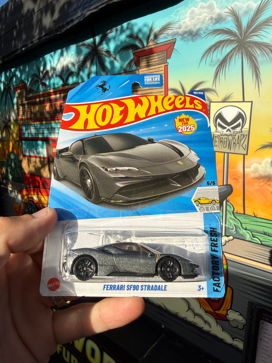 Ferrari SF90 - dark silver