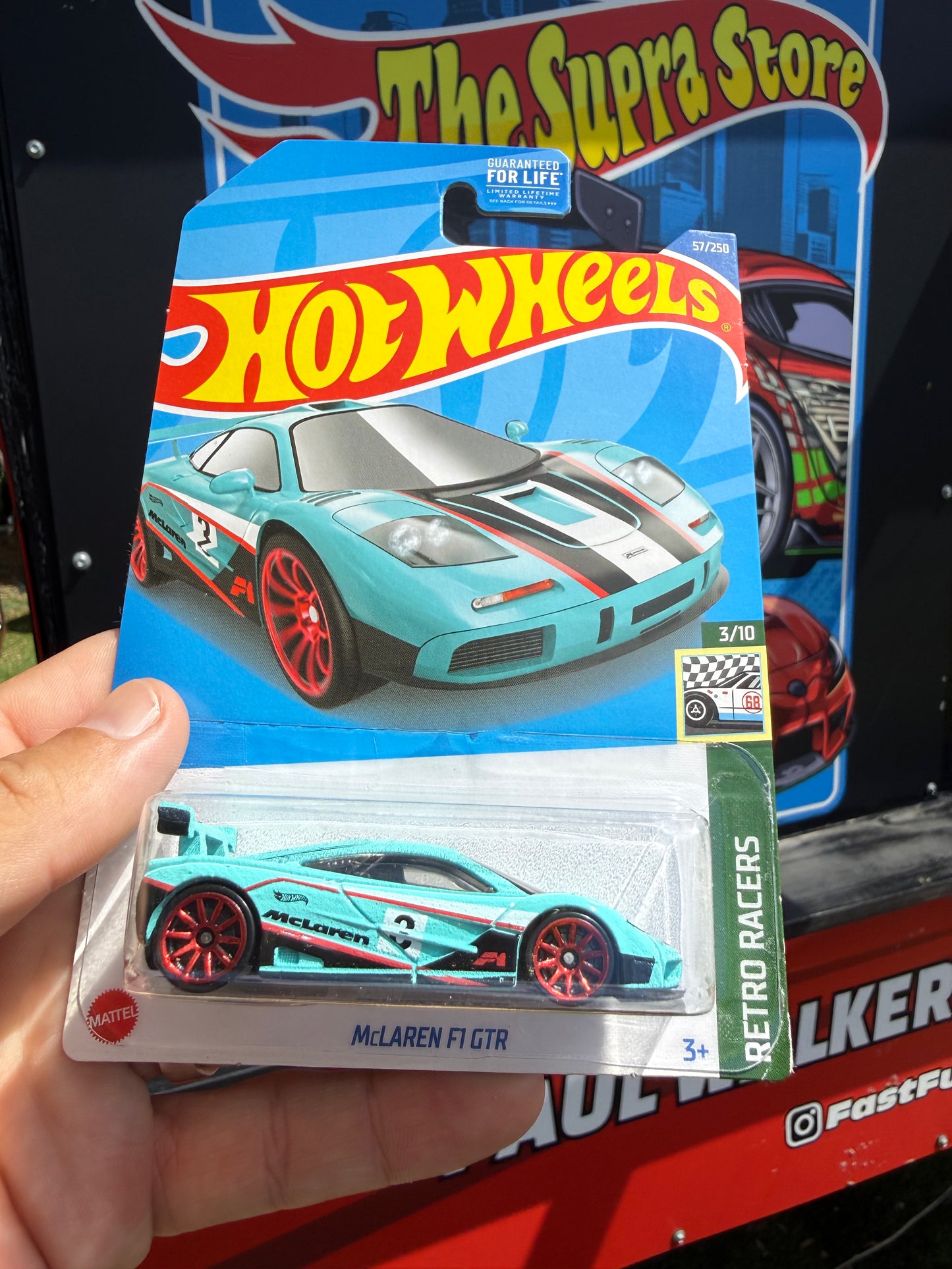 McLaren F1 GTR - teal