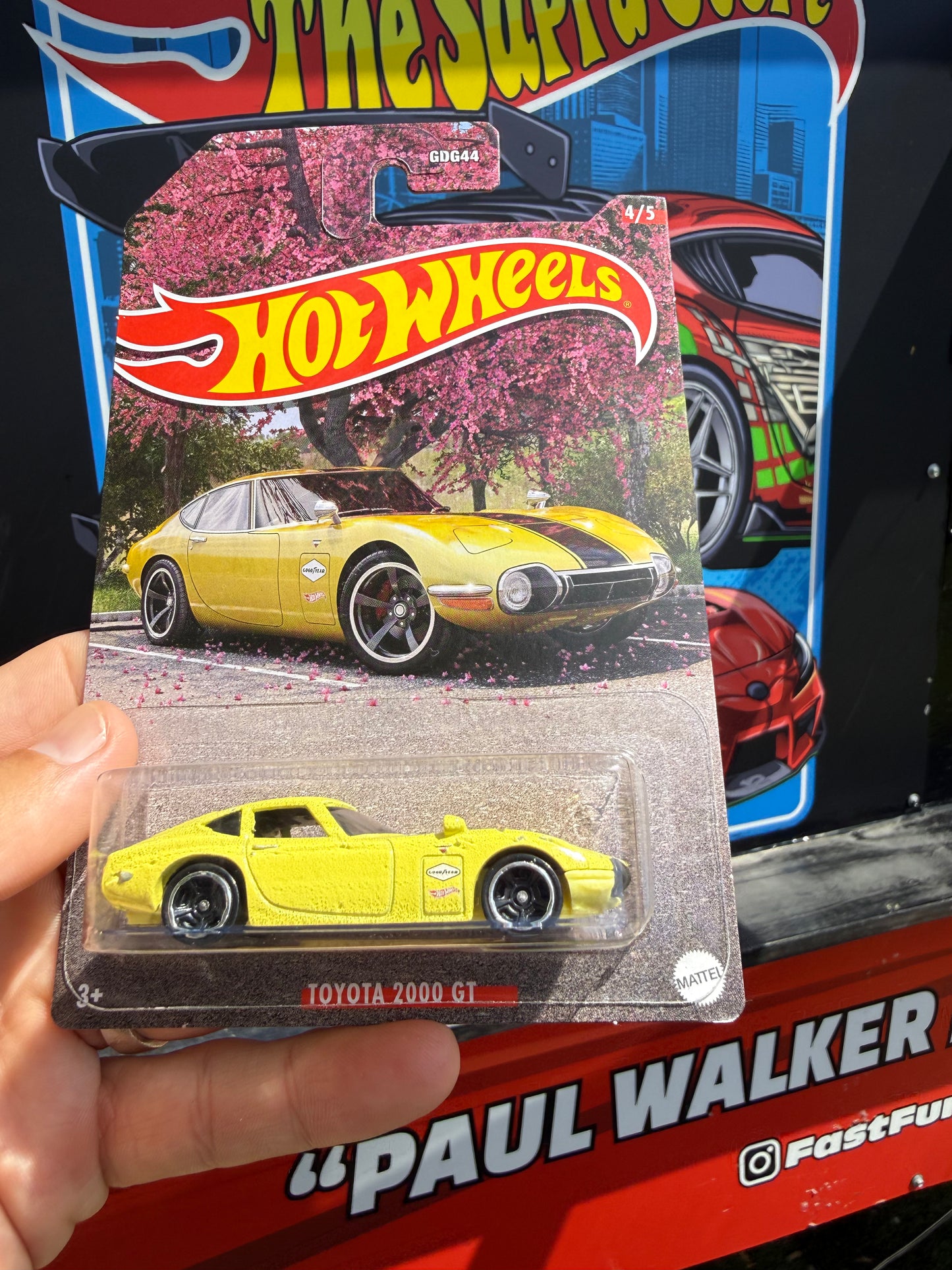 Toyota 2000 GT - yellow